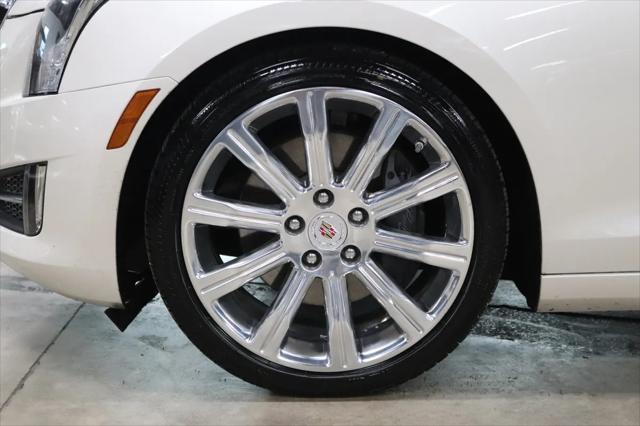Photo of 2013 White Diamond Tricoat Cadillac ATS
