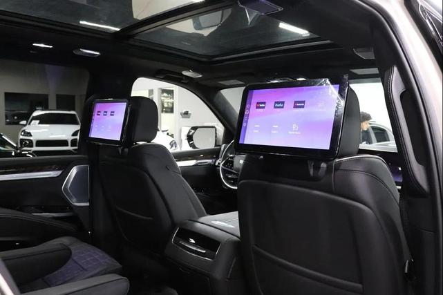 Photo of 2025 Cadillac Escalade