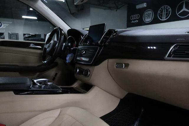 Photo of 2017 WHITE Mercedes-Benz GLS 450