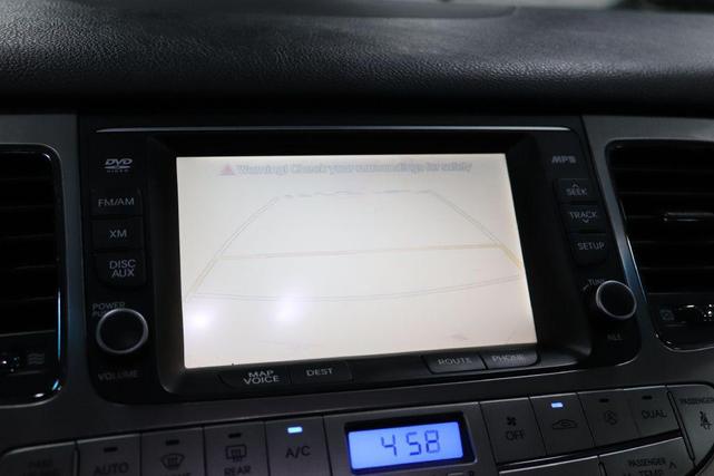 Photo of 2010 Platinum Metallic Hyundai Genesis
