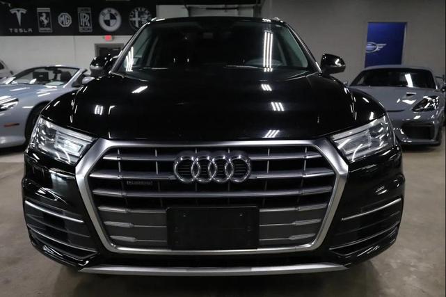 Photo of 2019 Black Audi Q5