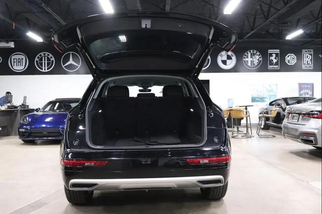 Photo of 2019 Black Audi Q5