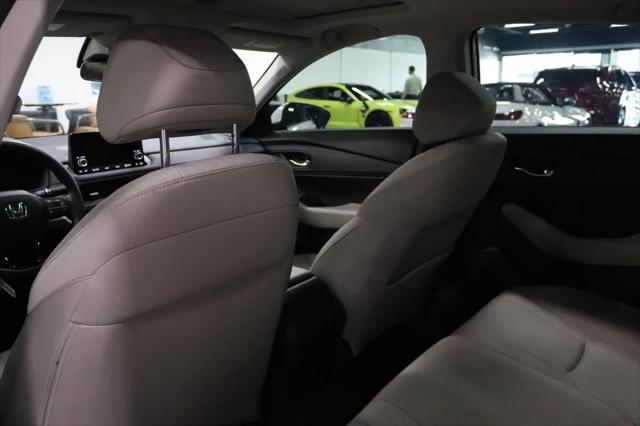 Photo of 2023 Platinum White Pearl Honda Accord