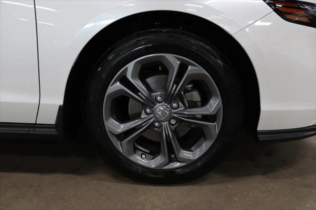 Photo of 2023 Platinum White Pearl Honda Accord