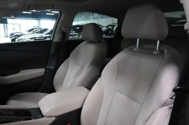 Photo of 2023 Platinum White Pearl Honda Accord
