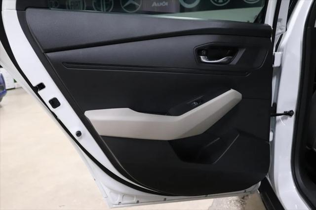 Photo of 2023 Platinum White Pearl Honda Accord