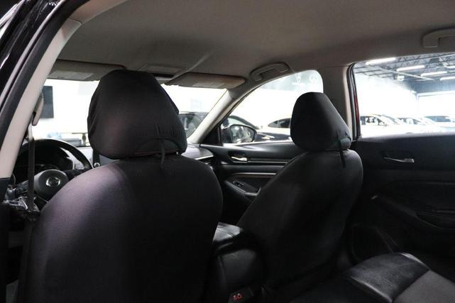 Photo of 2019 Super Black Nissan Altima