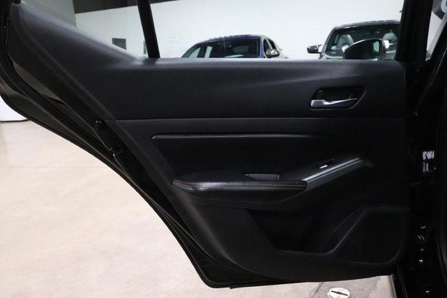 Photo of 2019 Super Black Nissan Altima