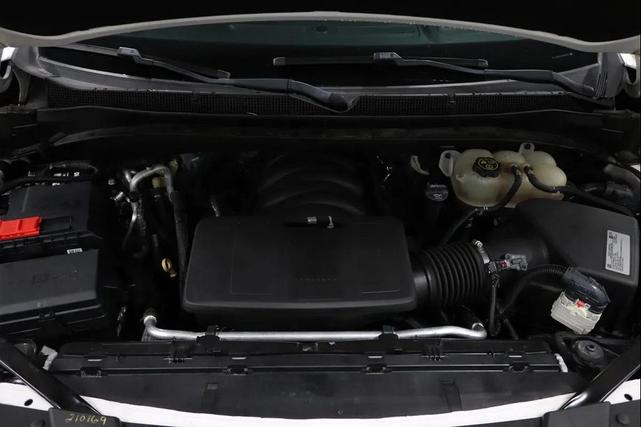 Photo of 2021 Off white Chevrolet Tahoe