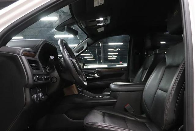 Photo of 2021 Off white Chevrolet Tahoe