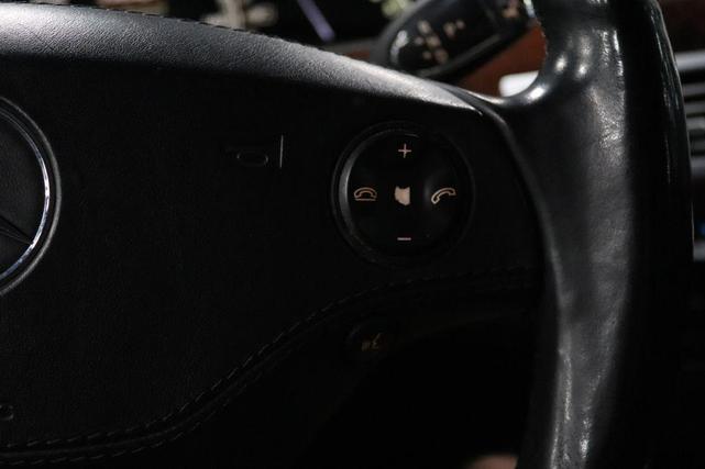 Photo of 2009 BLACK Mercedes-Benz S-Class