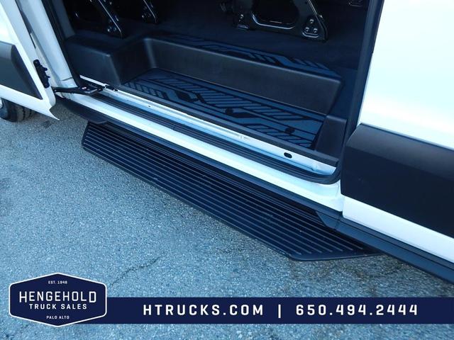 Photo of 2023 White Ford Transit-350