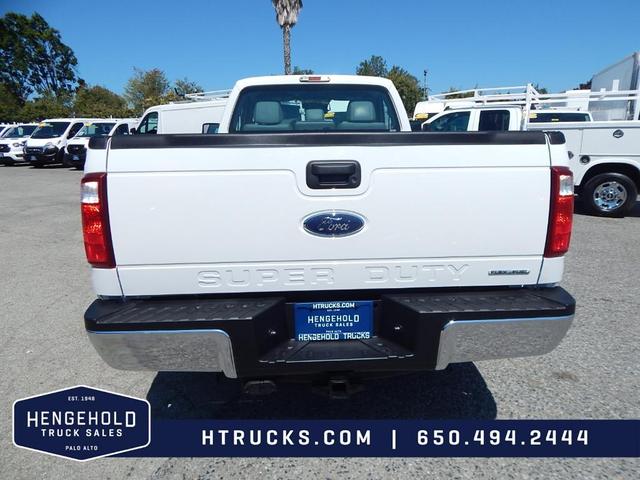 Photo of 2016 White Ford F-250