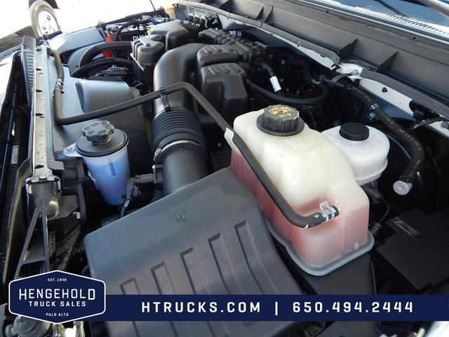 Photo of 2016 White Ford F-250
