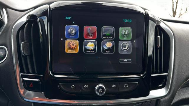Photo of 2018 Red Chevrolet Traverse