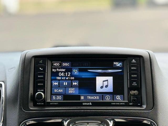 Photo of 2016 Blue Chrysler Town & Country