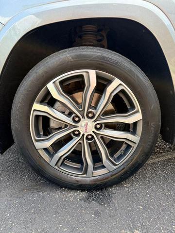Photo of 2020 Gray GMC Terrain