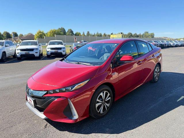 Photo of 2017 Red Toyota Prius Prime