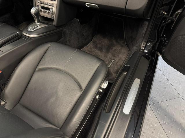 Photo of 2007 Basalt Black Metallic Porsche 911