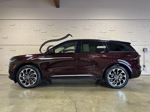 Photo of 2024 Diamond Red Metallic Clearcoat Lincoln Nautilus