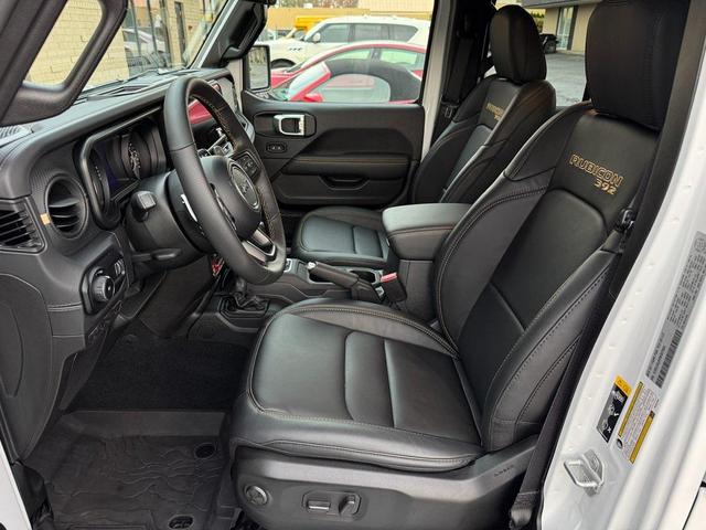 Photo of 2024 Bright White Clearcoat Jeep Wrangler