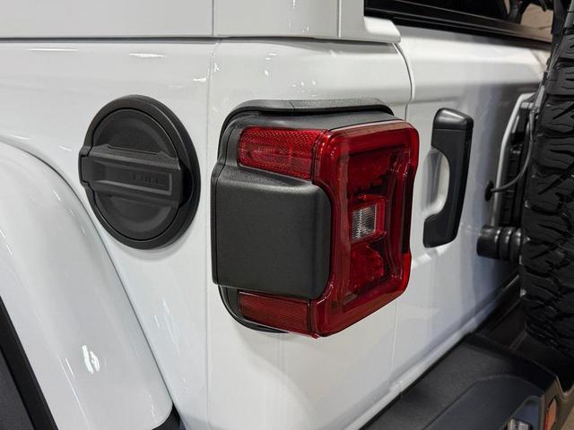 Photo of 2024 Bright White Clearcoat Jeep Wrangler