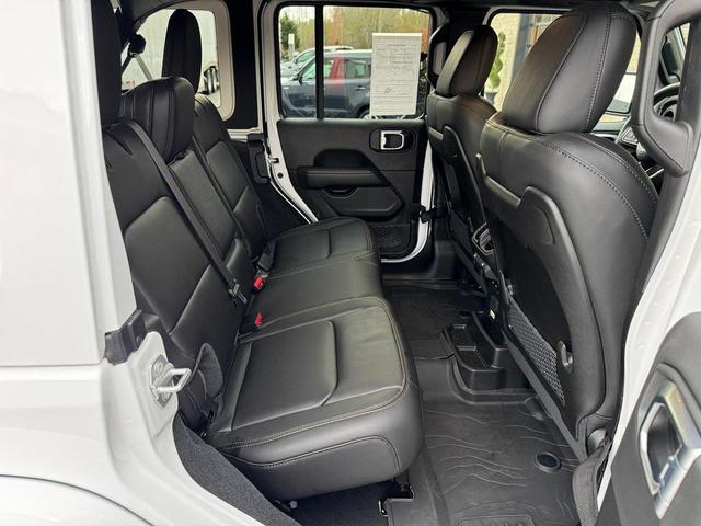 Photo of 2024 Bright White Clearcoat Jeep Wrangler