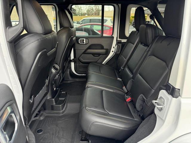 Photo of 2024 Bright White Clearcoat Jeep Wrangler