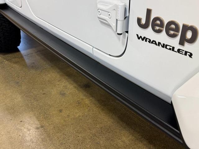 Photo of 2024 Bright White Clearcoat Jeep Wrangler