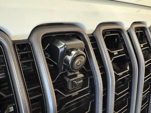 Photo of 2024 Bright White Clearcoat Jeep Wrangler