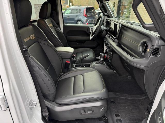 Photo of 2024 Bright White Clearcoat Jeep Wrangler