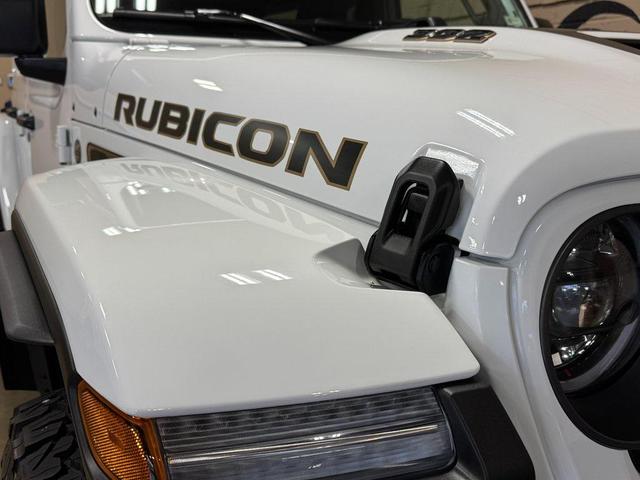 Photo of 2024 Bright White Clearcoat Jeep Wrangler