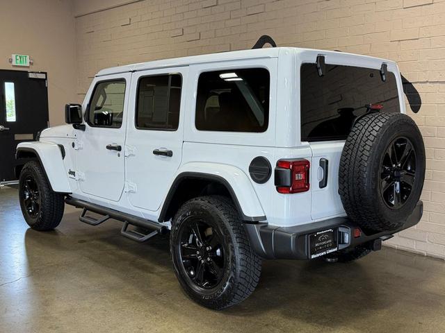 Photo of 2023 Bright White Clearcoat Jeep Wrangler