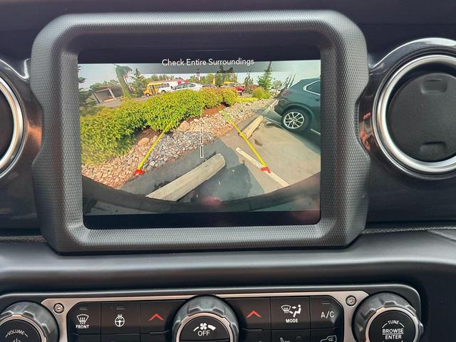 Photo of 2023 Bright White Clearcoat Jeep Wrangler