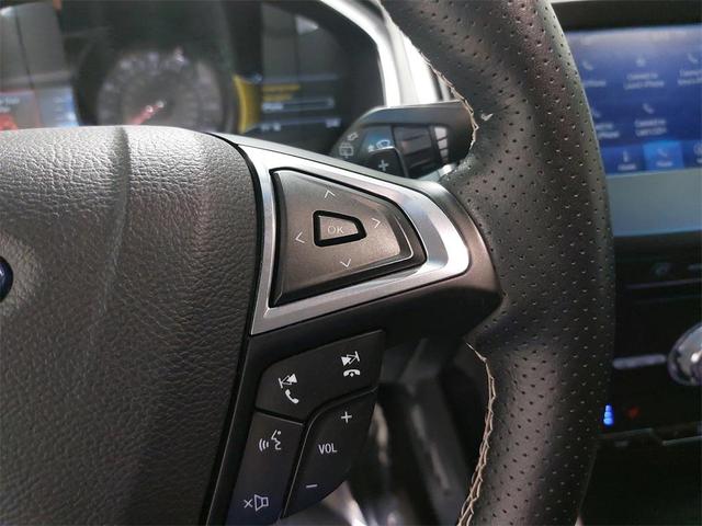 Photo of 2019 Magnetic Metallic Ford Edge