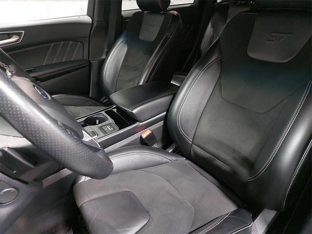 Photo of 2019 Magnetic Metallic Ford Edge