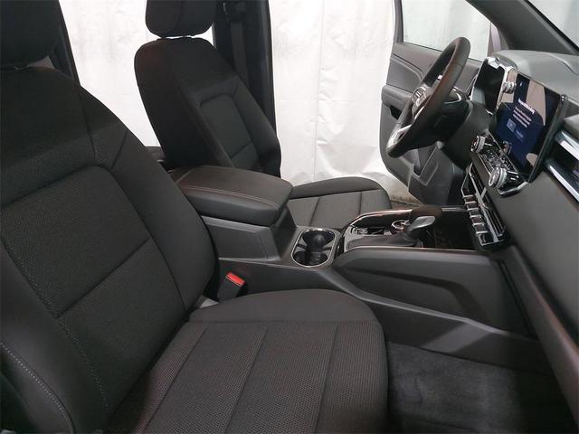 Photo of 2025 Summit White GMC Canyon
