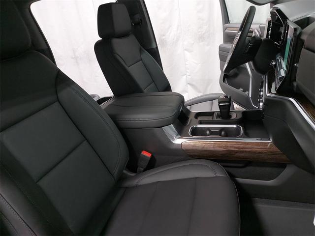 Photo of 2026 Summit White GMC Sierra 1500