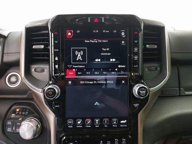 Photo of 2020 Diamond Black Crystal Pearlcoat RAM 1500