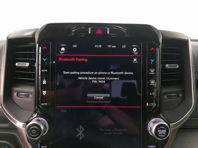 Photo of 2020 Diamond Black Crystal Pearlcoat RAM 1500