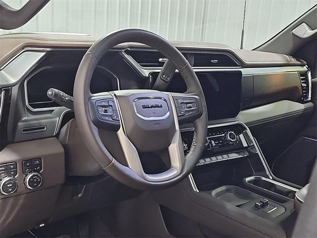 Photo of 2024 White Frost Tricoat GMC Sierra 3500