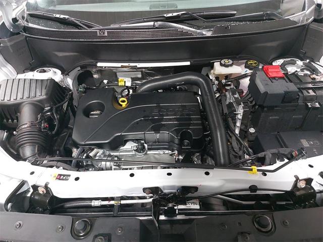 Photo of 2026 Summit White GMC Terrain