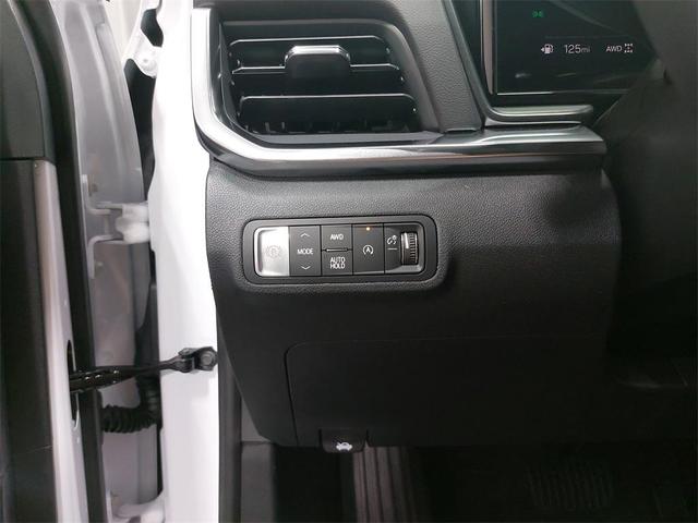 Photo of 2026 Summit White GMC Terrain