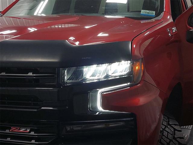 Photo of 2022 Cherry Red Tintcoat Chevrolet Silverado 1500
