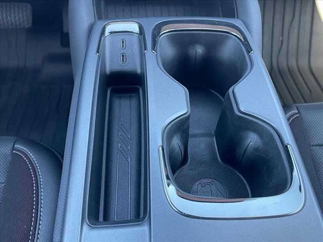 Photo of 2024 Iridescent Pearl Tricoat Chevrolet Equinox EV