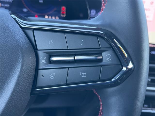 Photo of 2024 Iridescent Pearl Tricoat Chevrolet Equinox EV