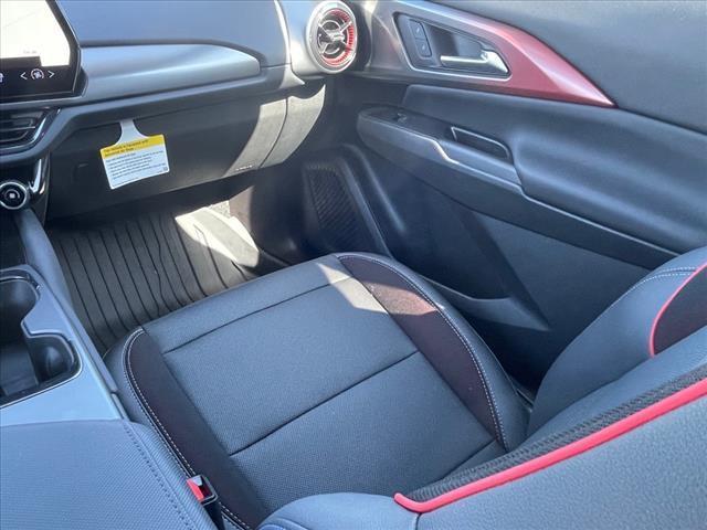 Photo of 2024 Iridescent Pearl Tricoat Chevrolet Equinox EV