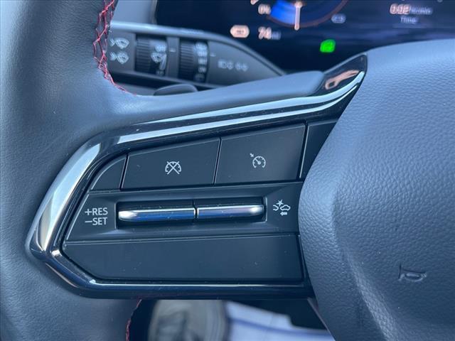 Photo of 2024 Iridescent Pearl Tricoat Chevrolet Equinox EV