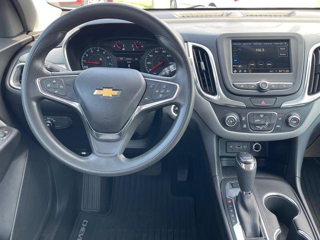 Photo of 2019 Summit White Chevrolet Equinox