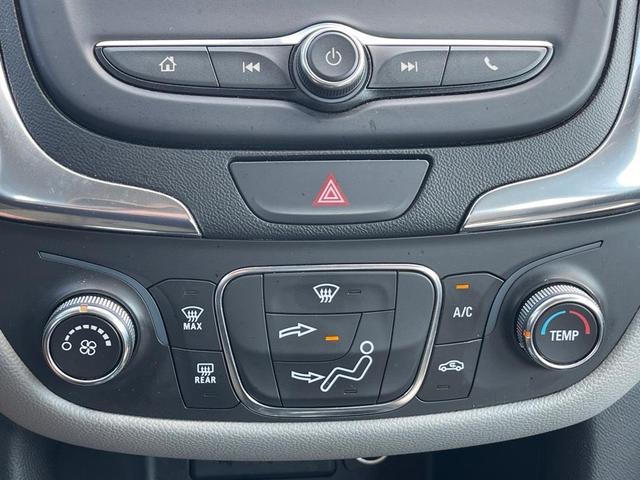 Photo of 2019 Summit White Chevrolet Equinox